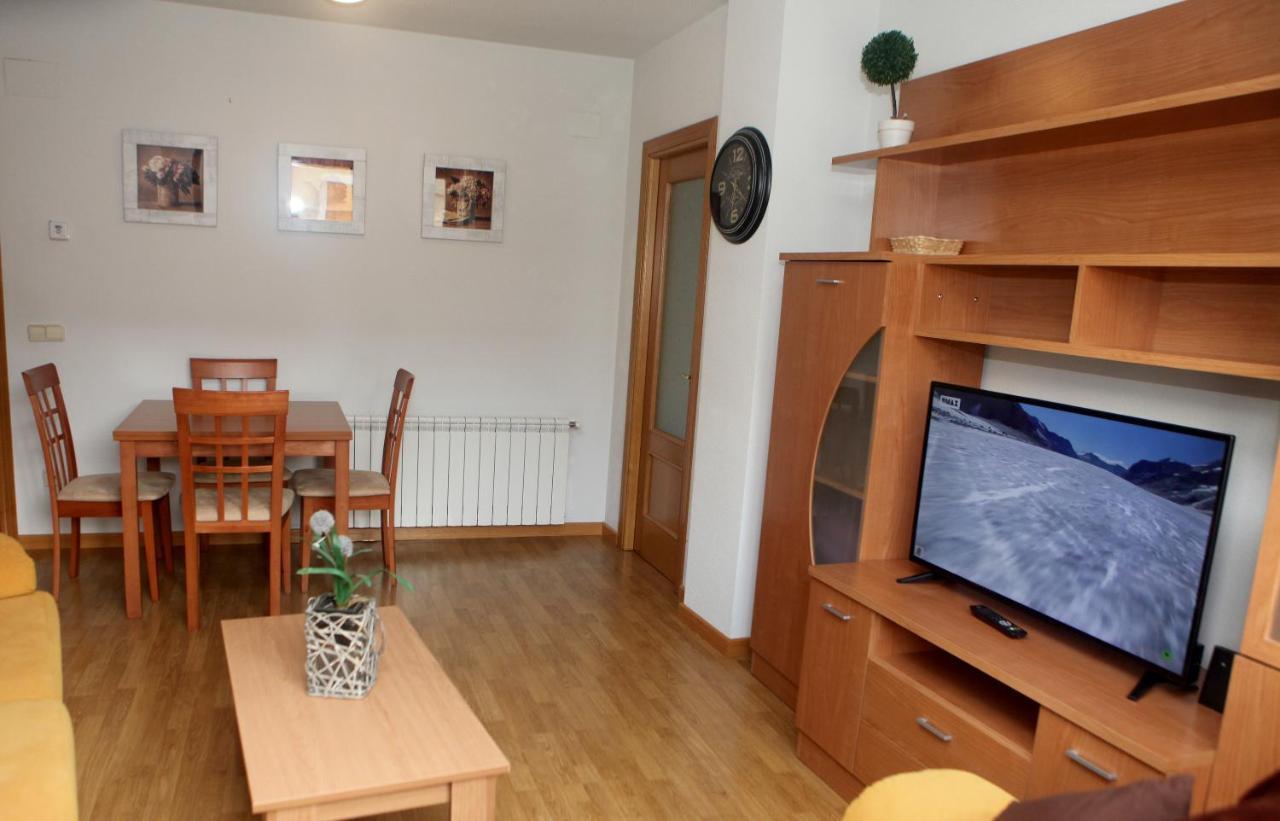 Apartamento Castilla Las Navas del Marqués Exteriör bild