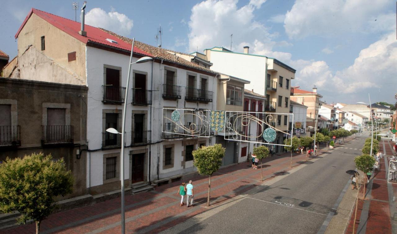 Apartamento Castilla Las Navas del Marqués Exteriör bild